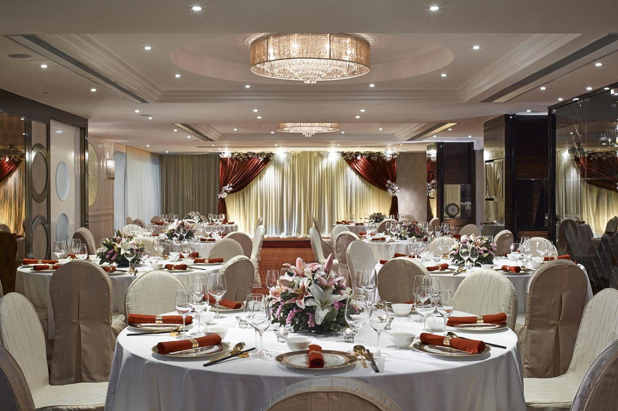 Hotel Dorsett Kwun Tong, Hongkong Exterior foto